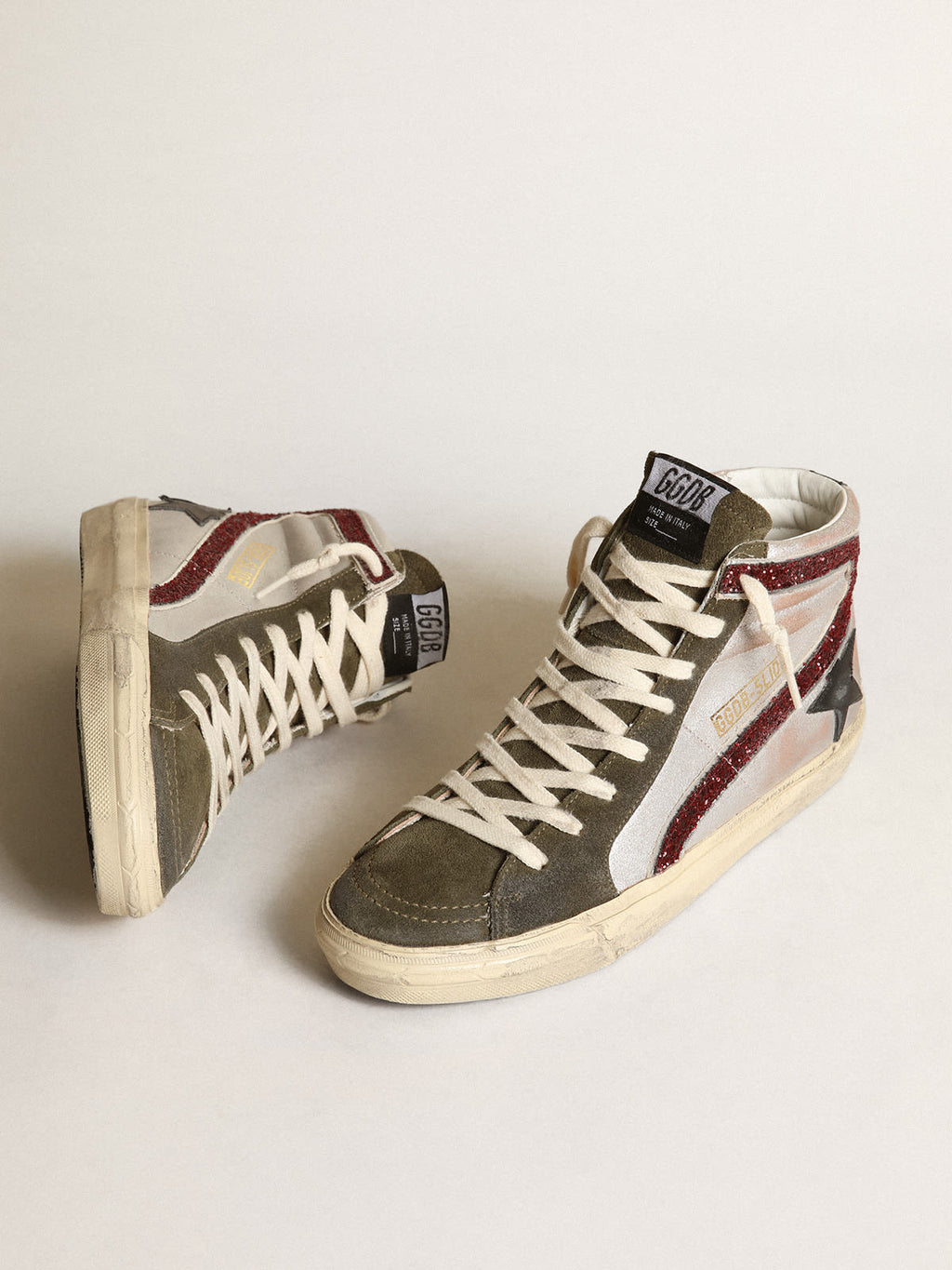 Slide in argento con stella in pelle nera e virgola in glitter