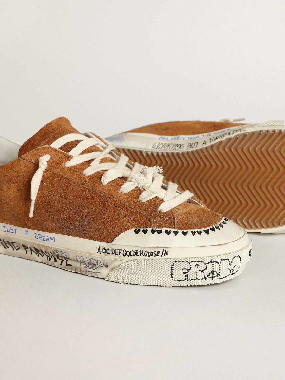 Super-Star Penstar Uomo LTD in suede con stella traforata