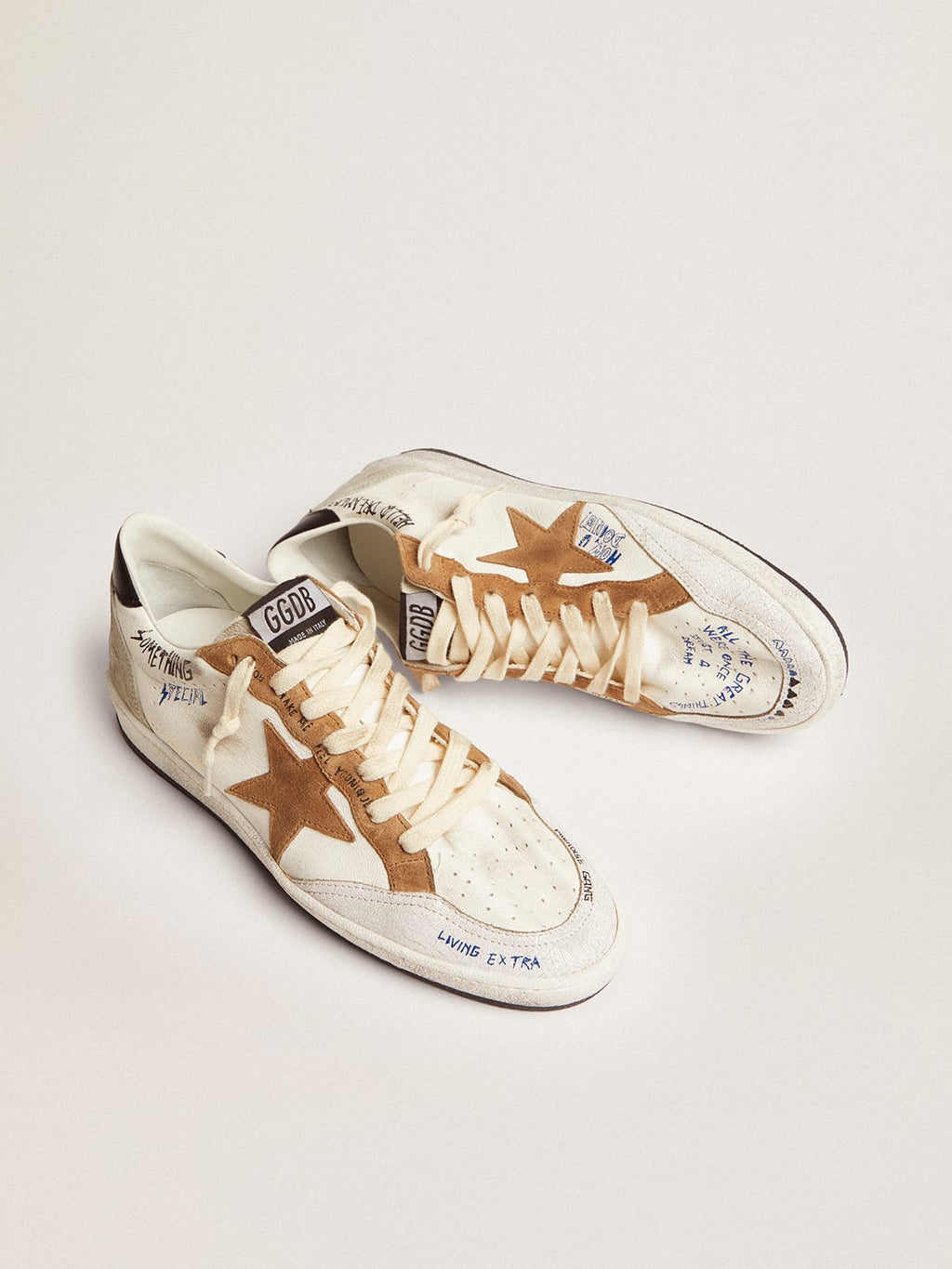 Sneaker Ball Star con stella in suede color tabacco e talloncino in pelle nera