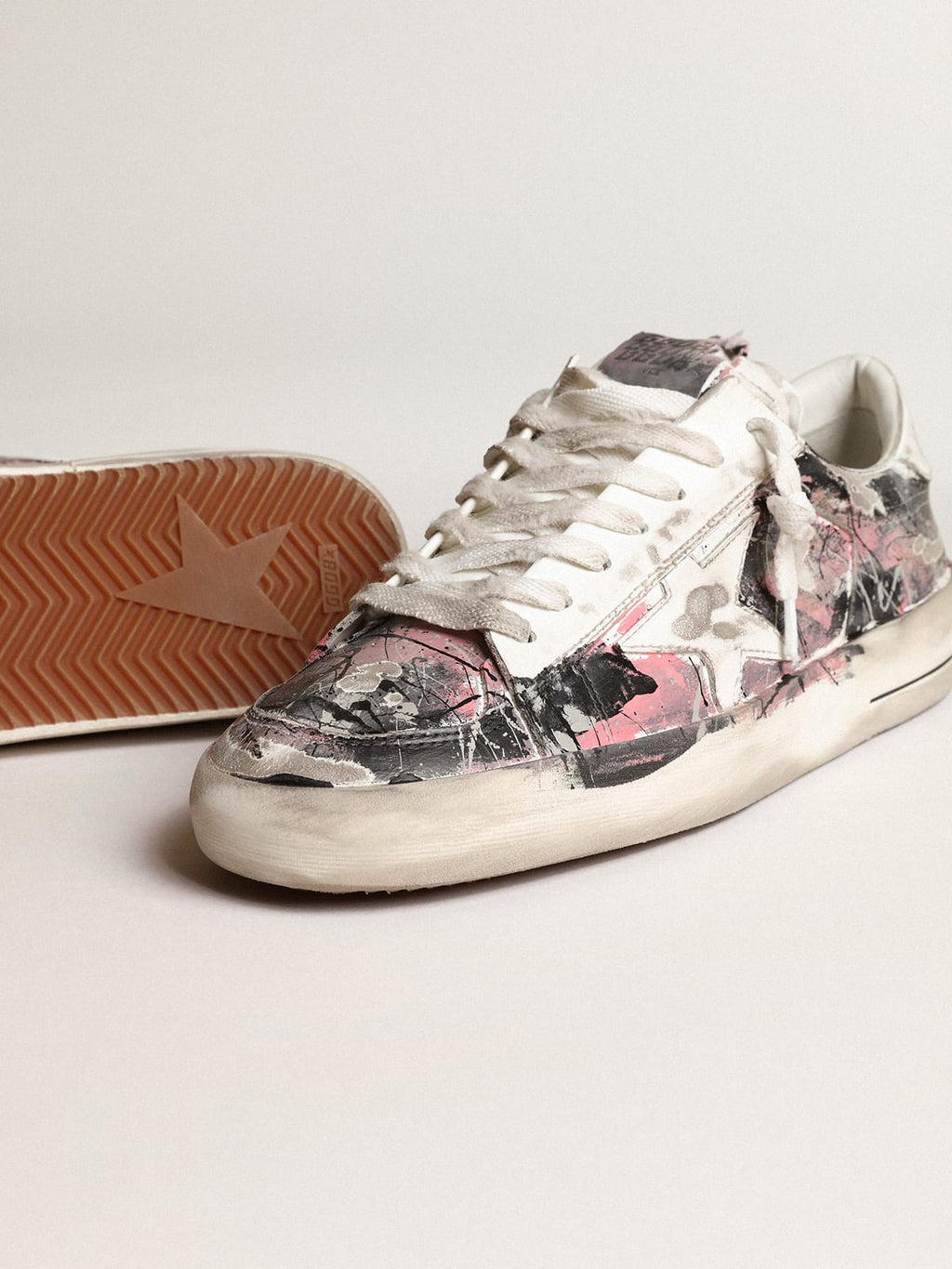 Stardan LAB uomo in pelle con schizzi di vernice multicolore all-over