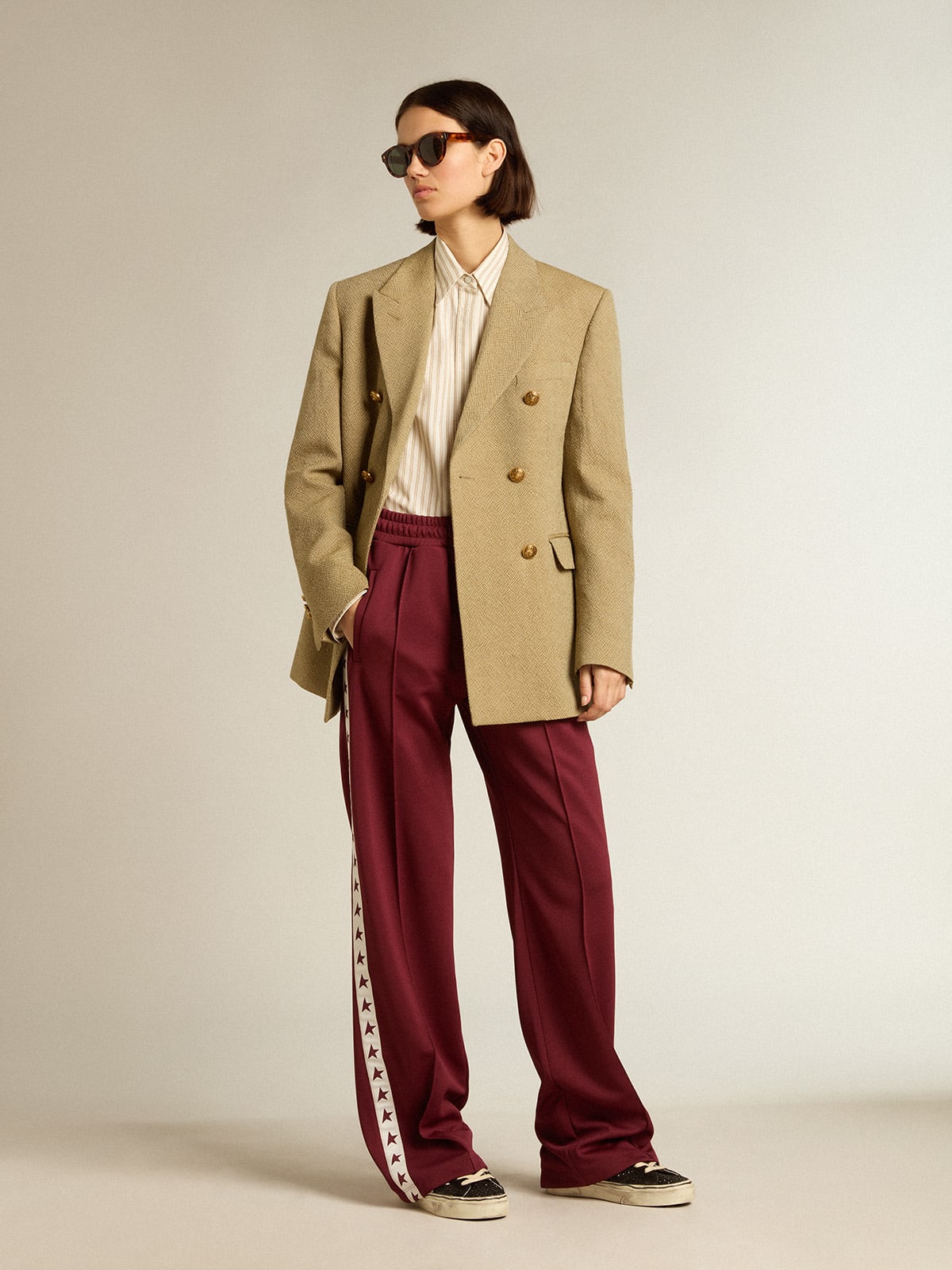 Camicia bianca da donna in cotone con motivo a righe beige