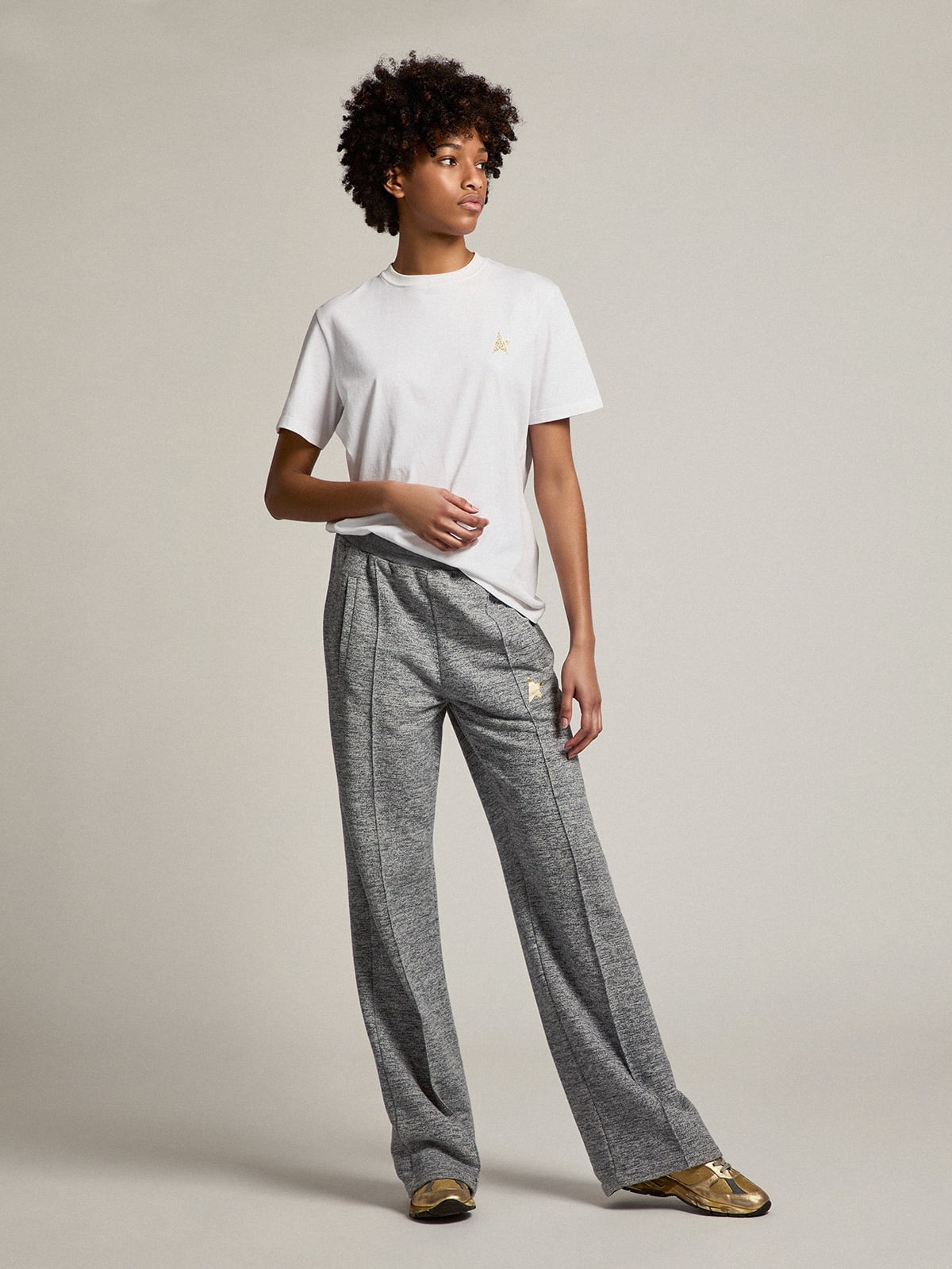 T-shirt bianca donna con stella in glitter dorati sul davanti