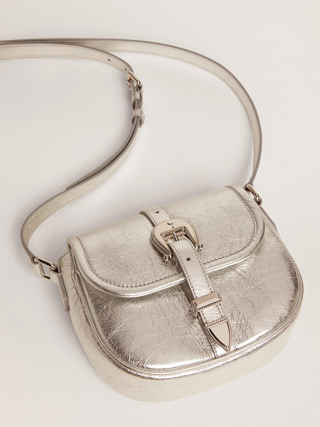 Borsa Rodeo Bag small in pelle laminata color argento