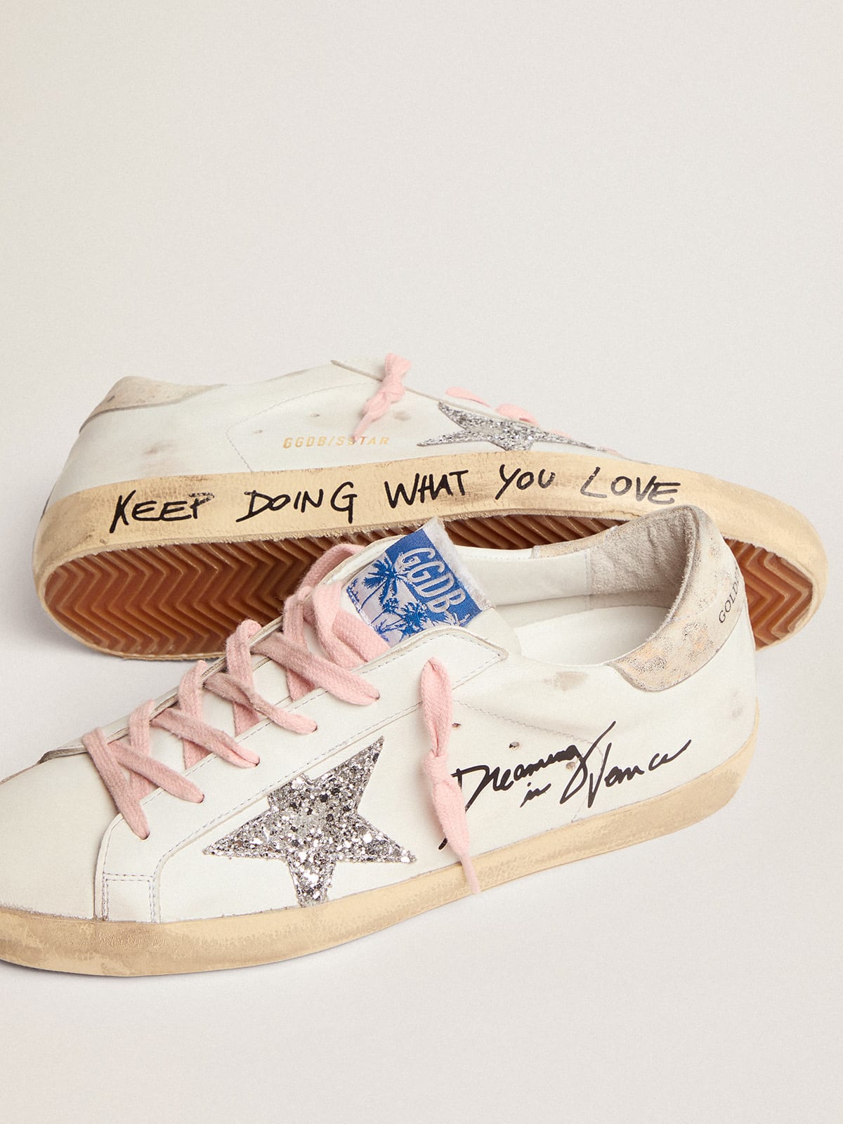 Sneaker Super-Star con stella in glitter argento e talloncino in pelle con stampa leopardata
