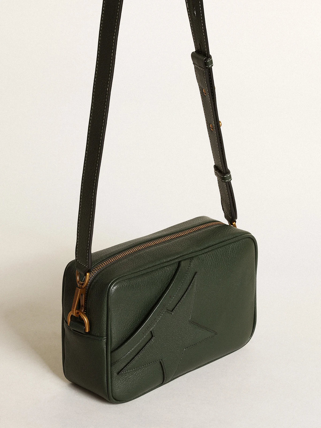 Borsa Star Bag in pelle color verde scuro con stella ton sur ton