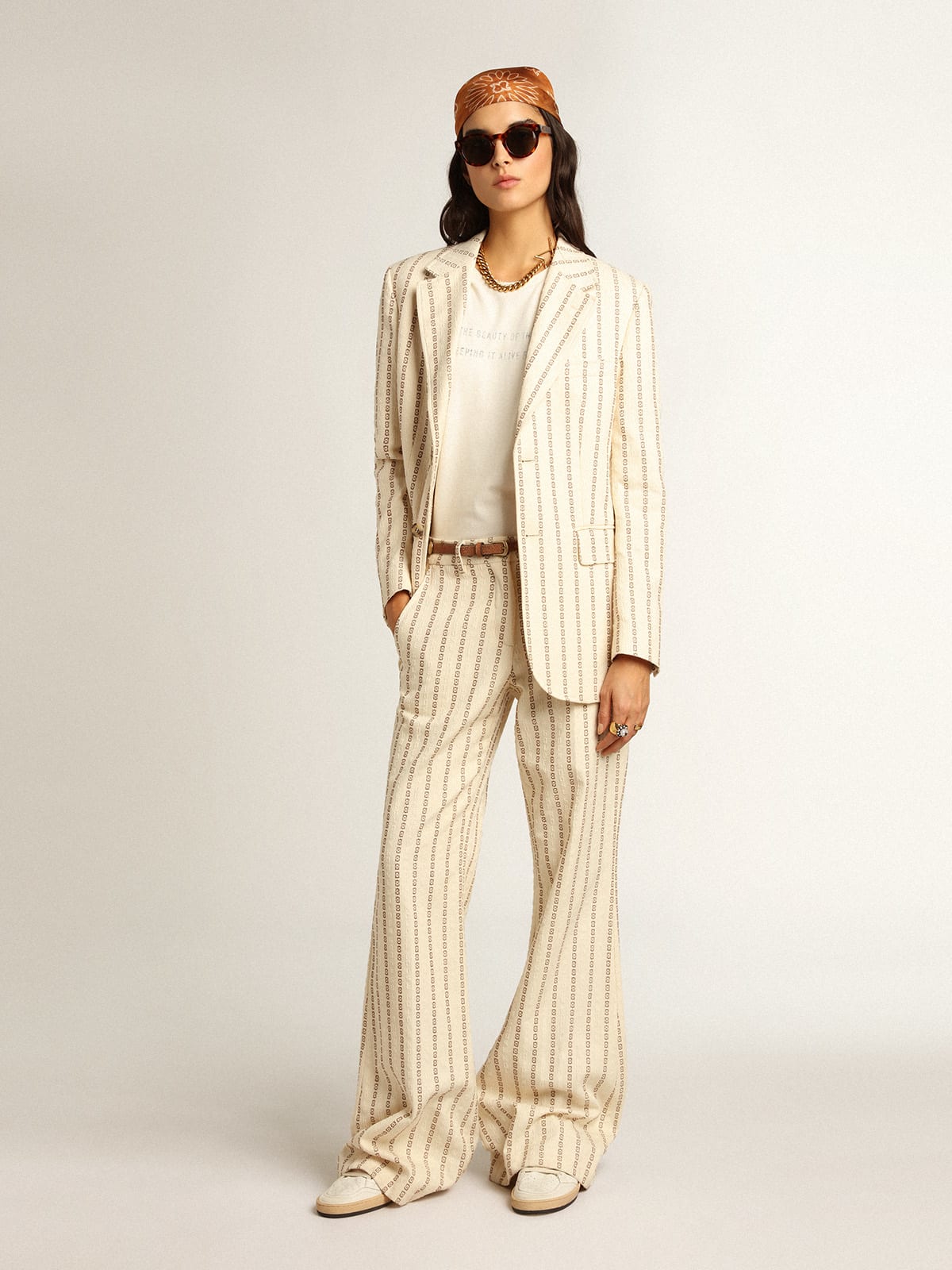 Blazer monopetto in cotone color panna con motivo jacquard
