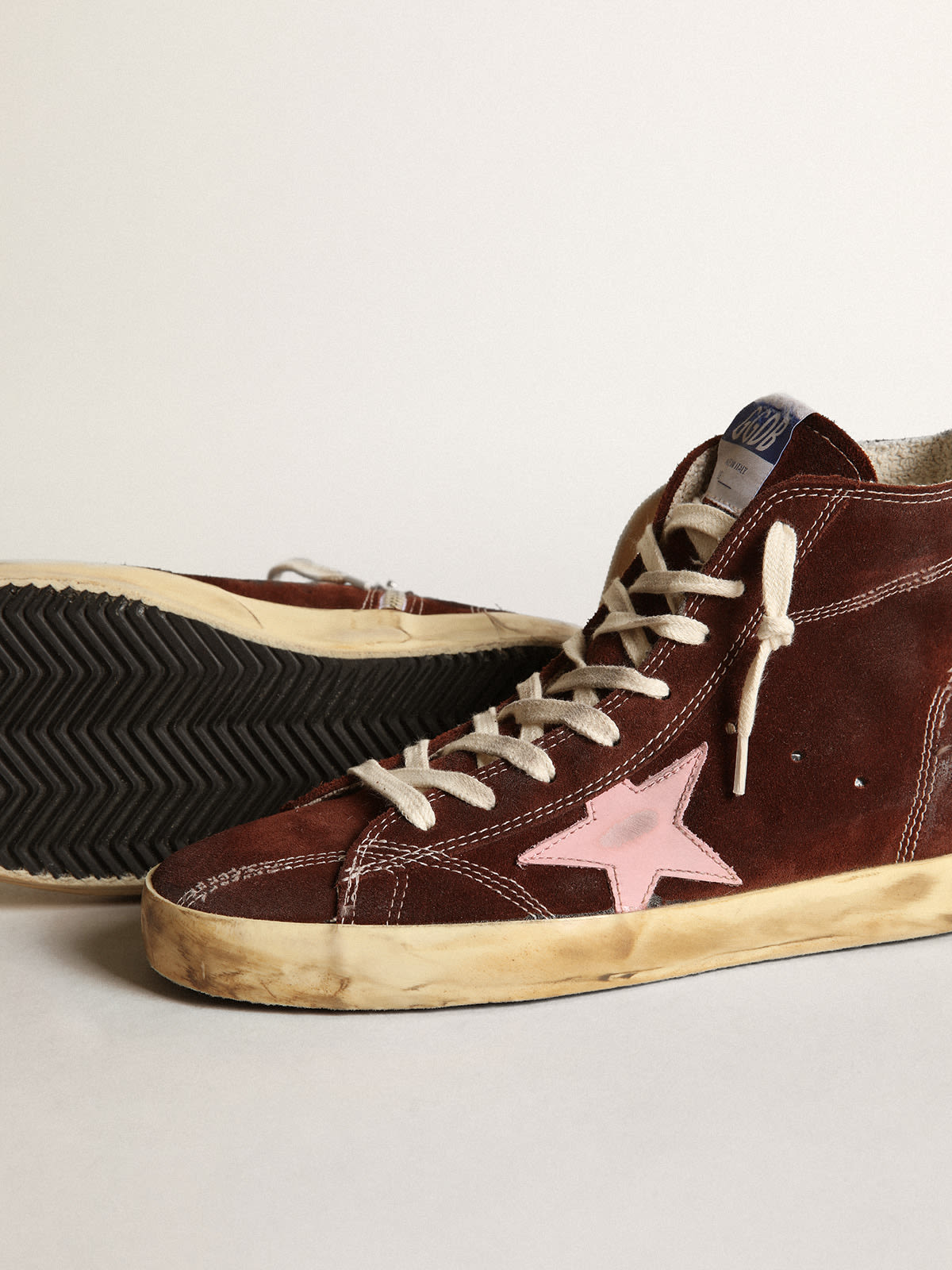 Sneaker Francy in suede marrone con stella in pelle rosa e talloncino in nappa nera