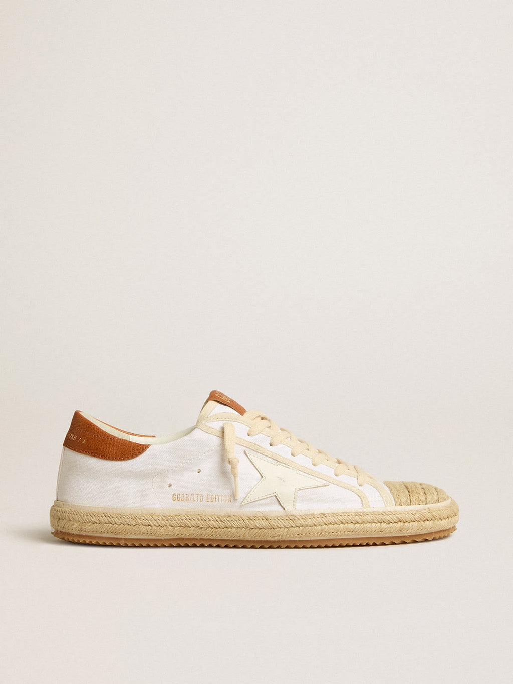 Super-Star Donna LTD in canvas con stella in pelle bianca e punta in rafia