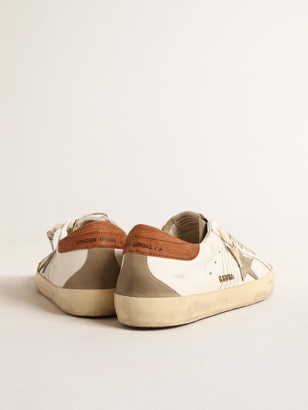 Super-Star con stella in suede e talloncino in pelle marrone