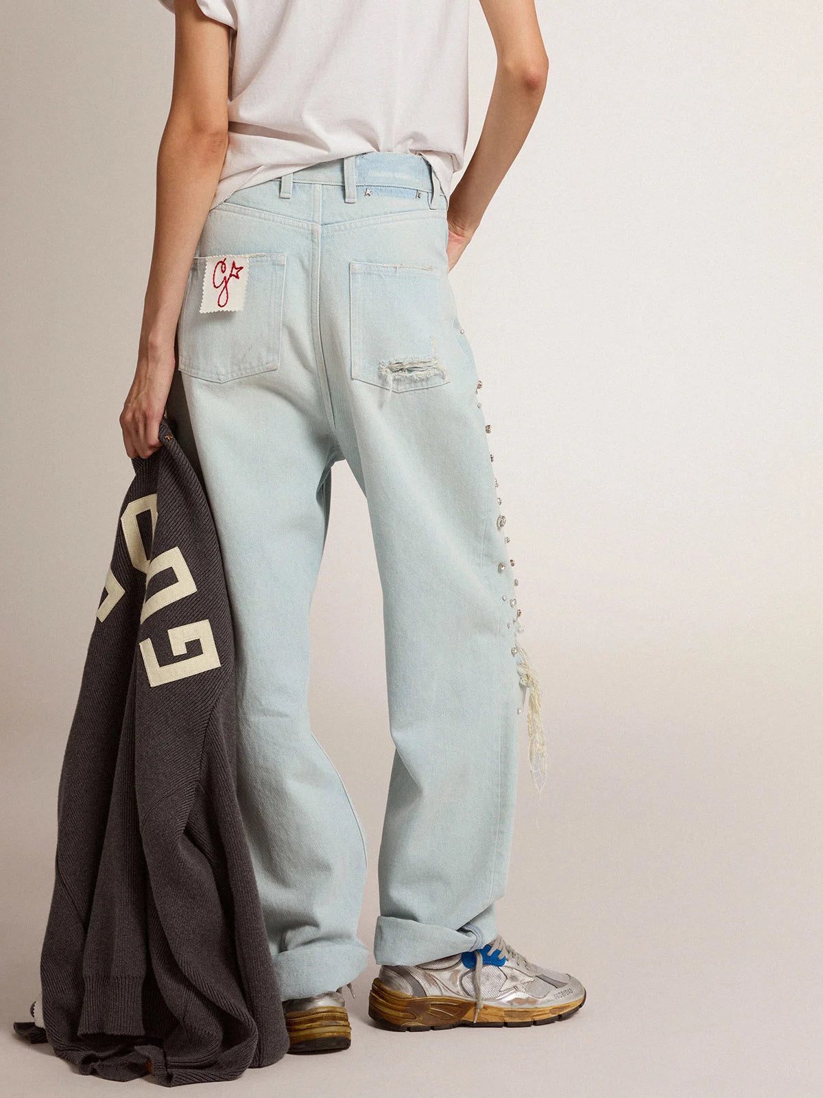 Jeans bleached Kim Collezione Golden con cristalli cabochon