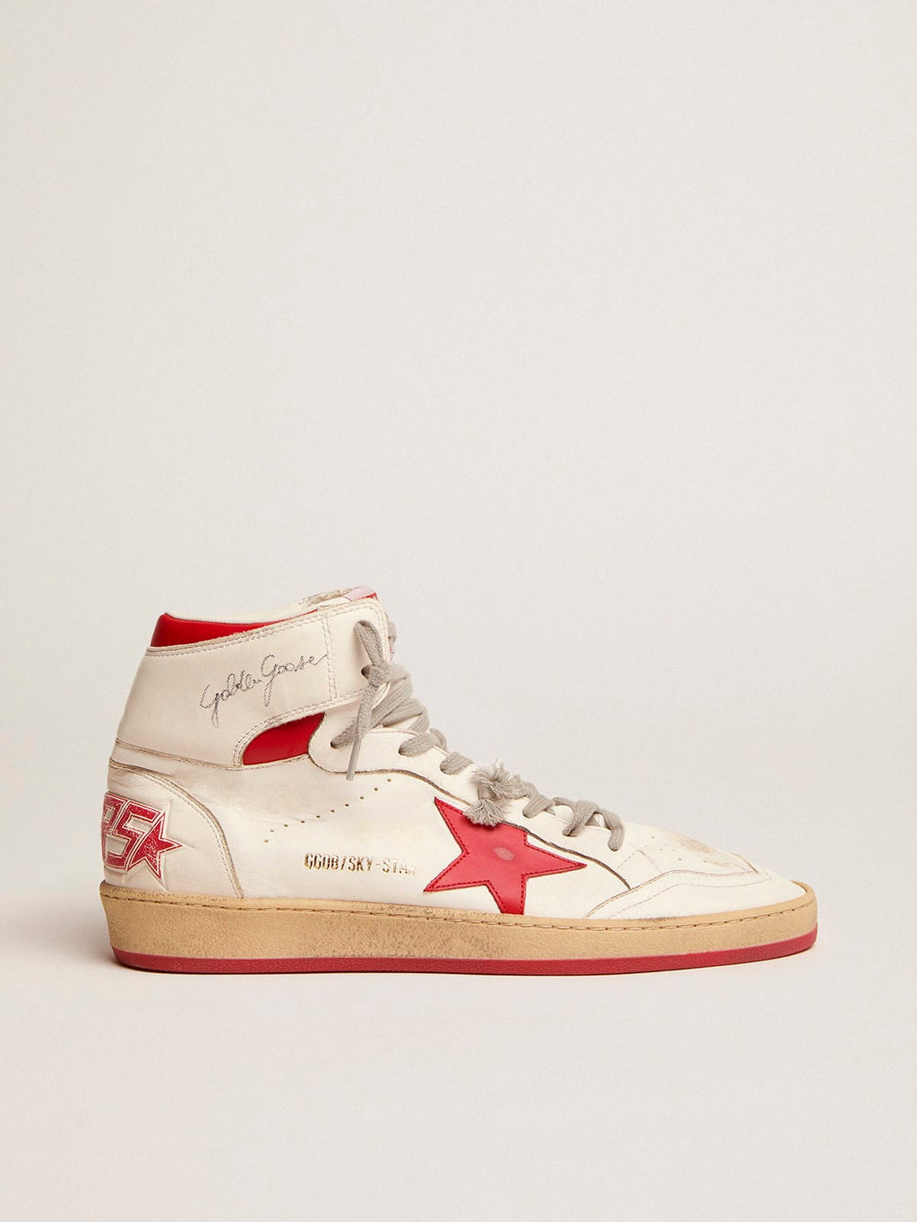 Sneaker Sky-Star con firma sulla caviglia e inserti in pelle rossa