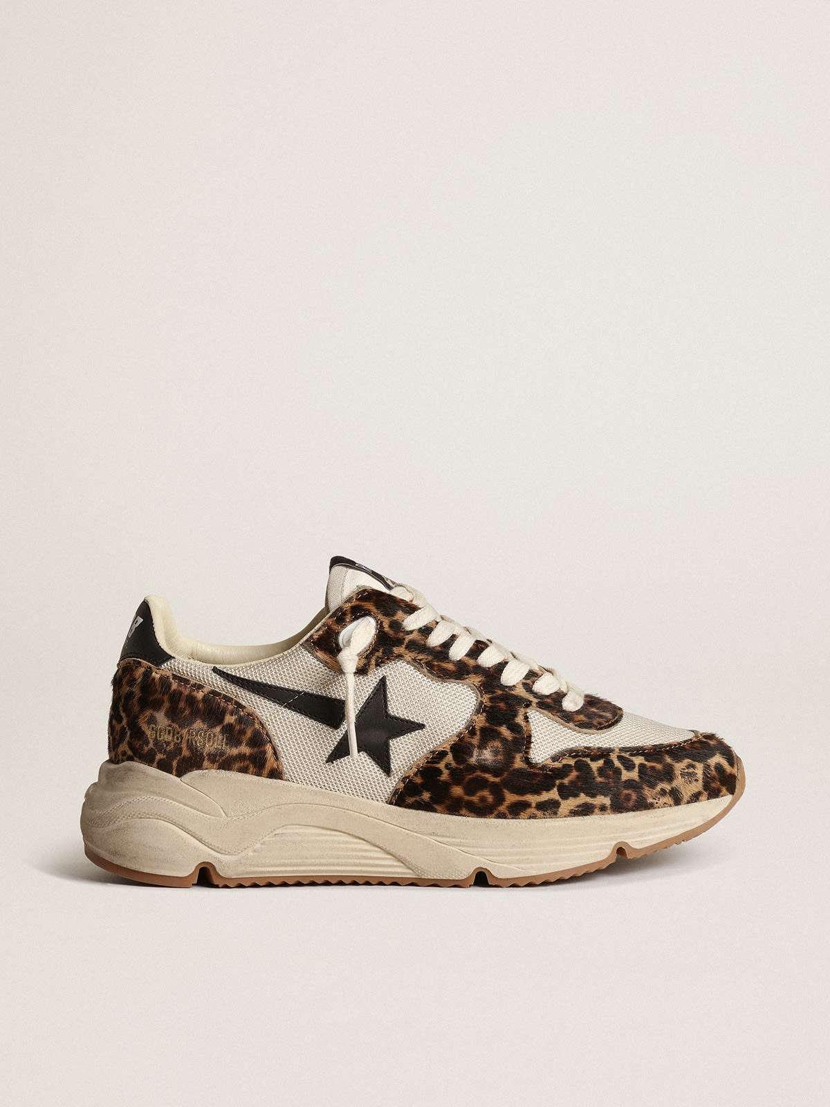 Sneaker Running Sole in rete color crema con inserti in cavallino leopardato e stella in pelle nera