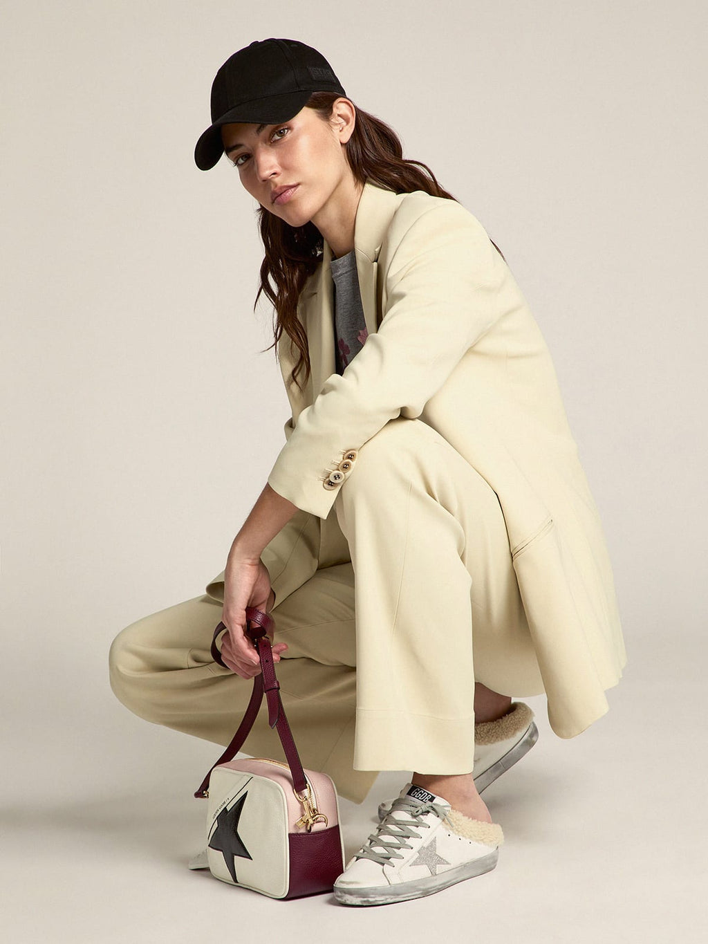 Super-Star Sabot in pelle bianca e fodera in shearling