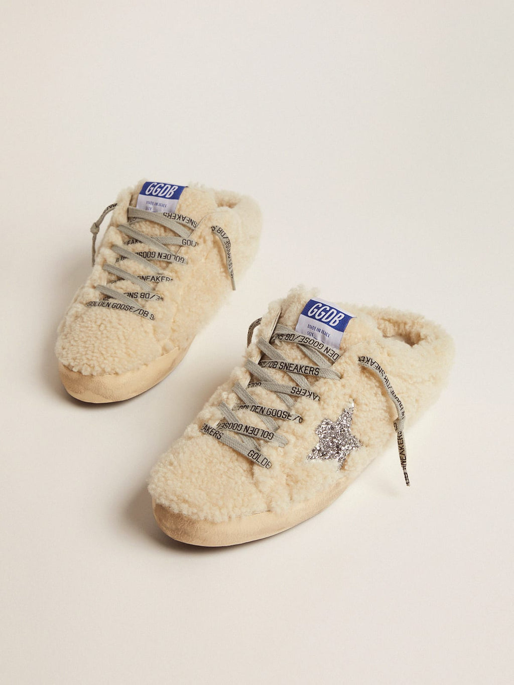 Super-Star Sabot in shearling bianco e stella in glitter