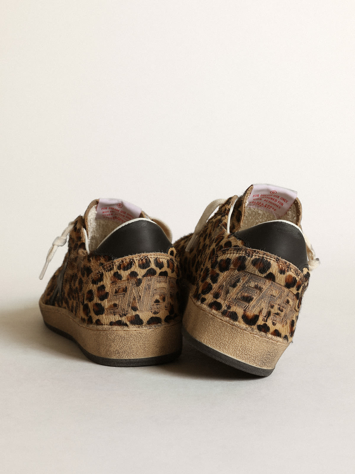 Ball Star in cavallino leo con stella e talloncino in pelle nera
