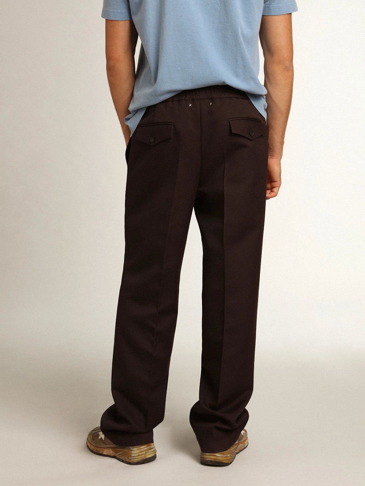 Pantalone jogging Collezione Journey color liquirizia dalla gamba ampia