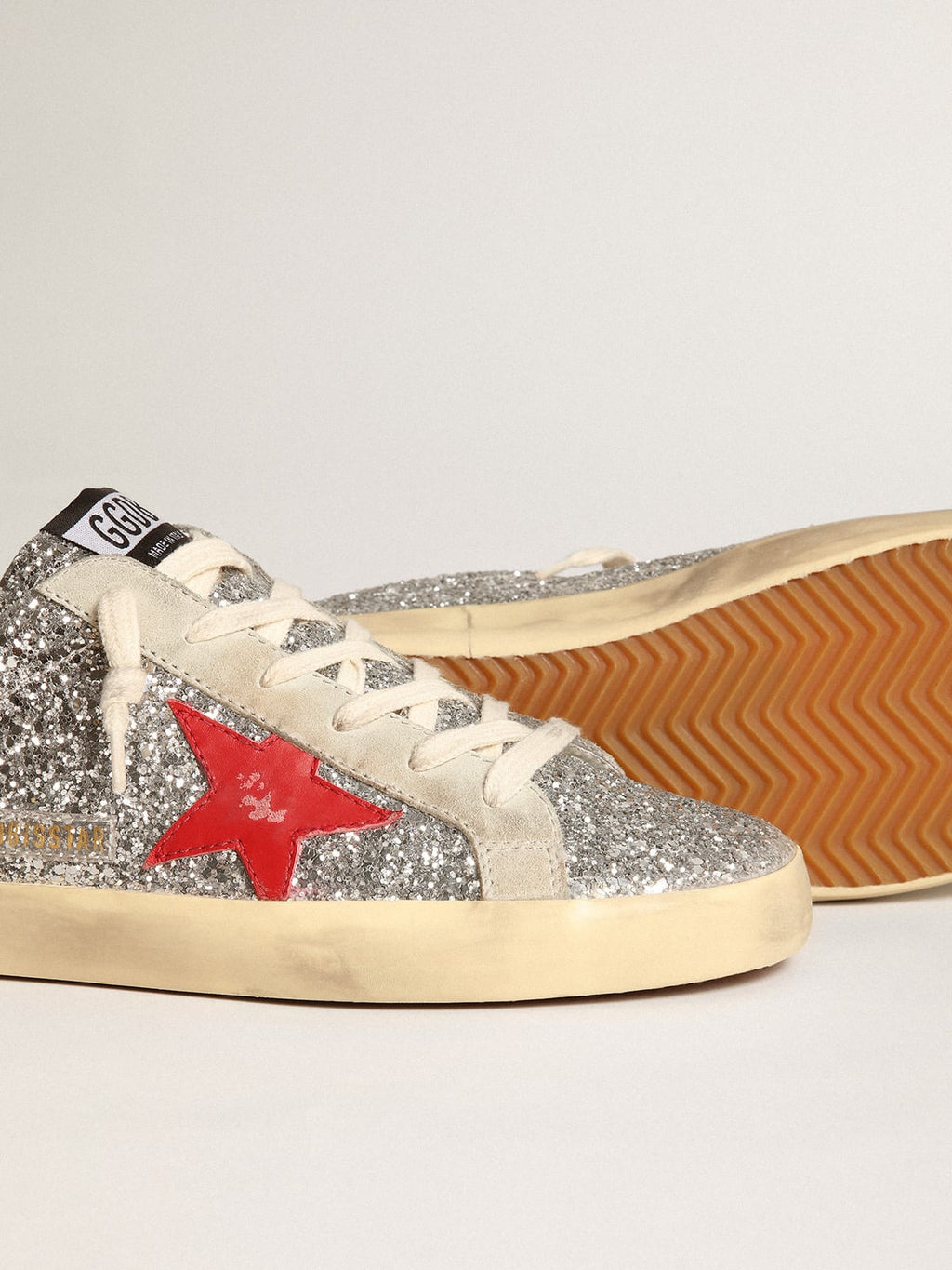 Super-Star Sabot in glitter argento con stella in pelle rossa