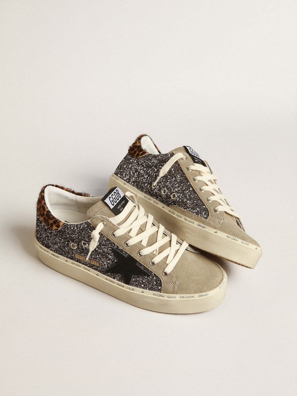 Hi Star in glitter grigio scuro con stella in pelle nera