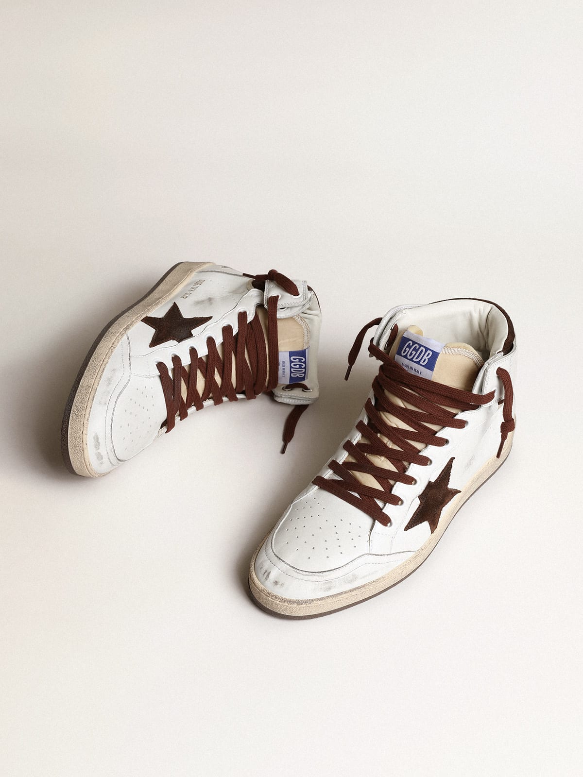 Sky-Star Uomo in nappa bianca con stella in suede cioccolato