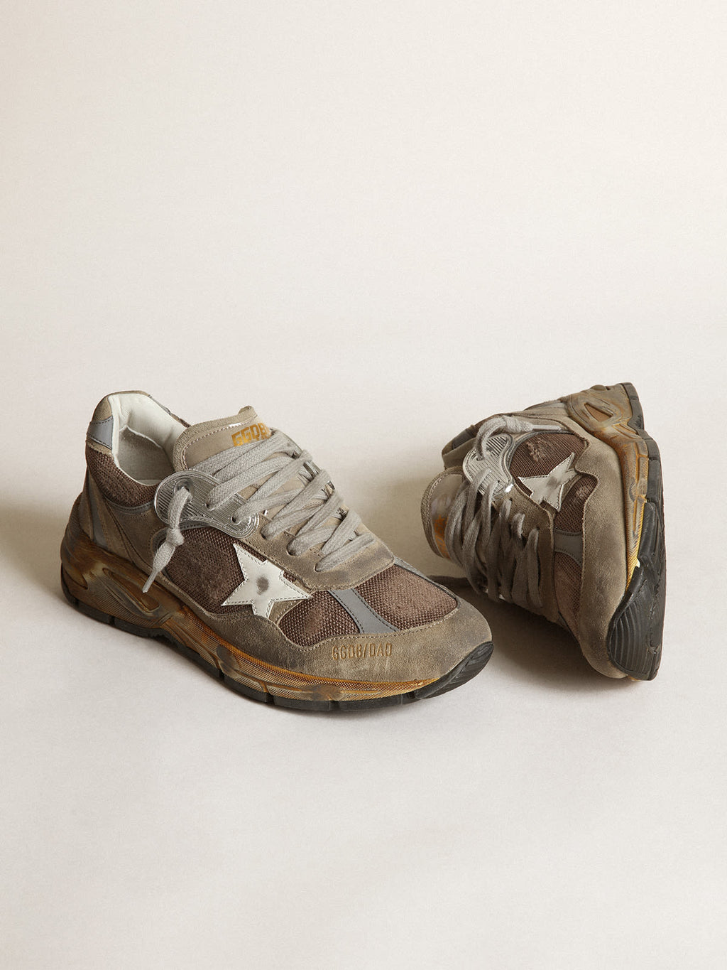 Sneaker Dad-Star uomo in rete e suede color tortora con stella in pelle bianca