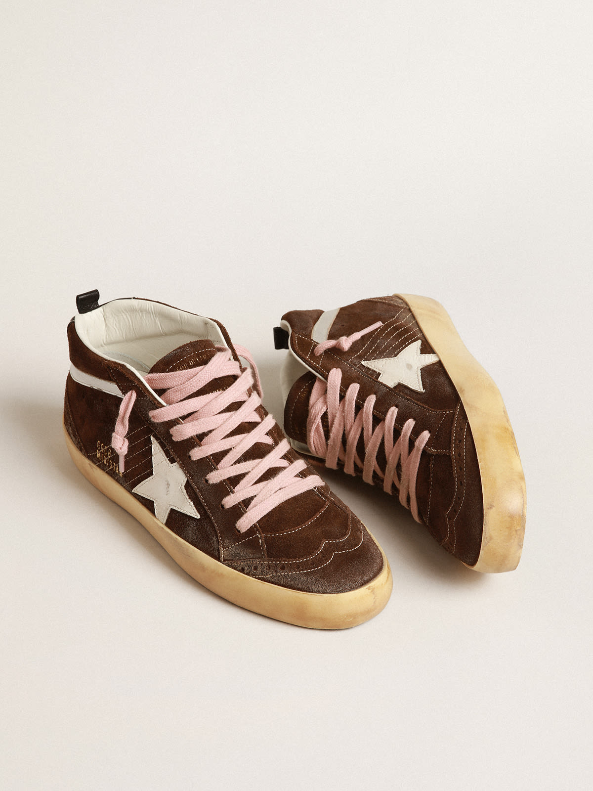 Mid Star in suede marrone con stella in pelle bianca
