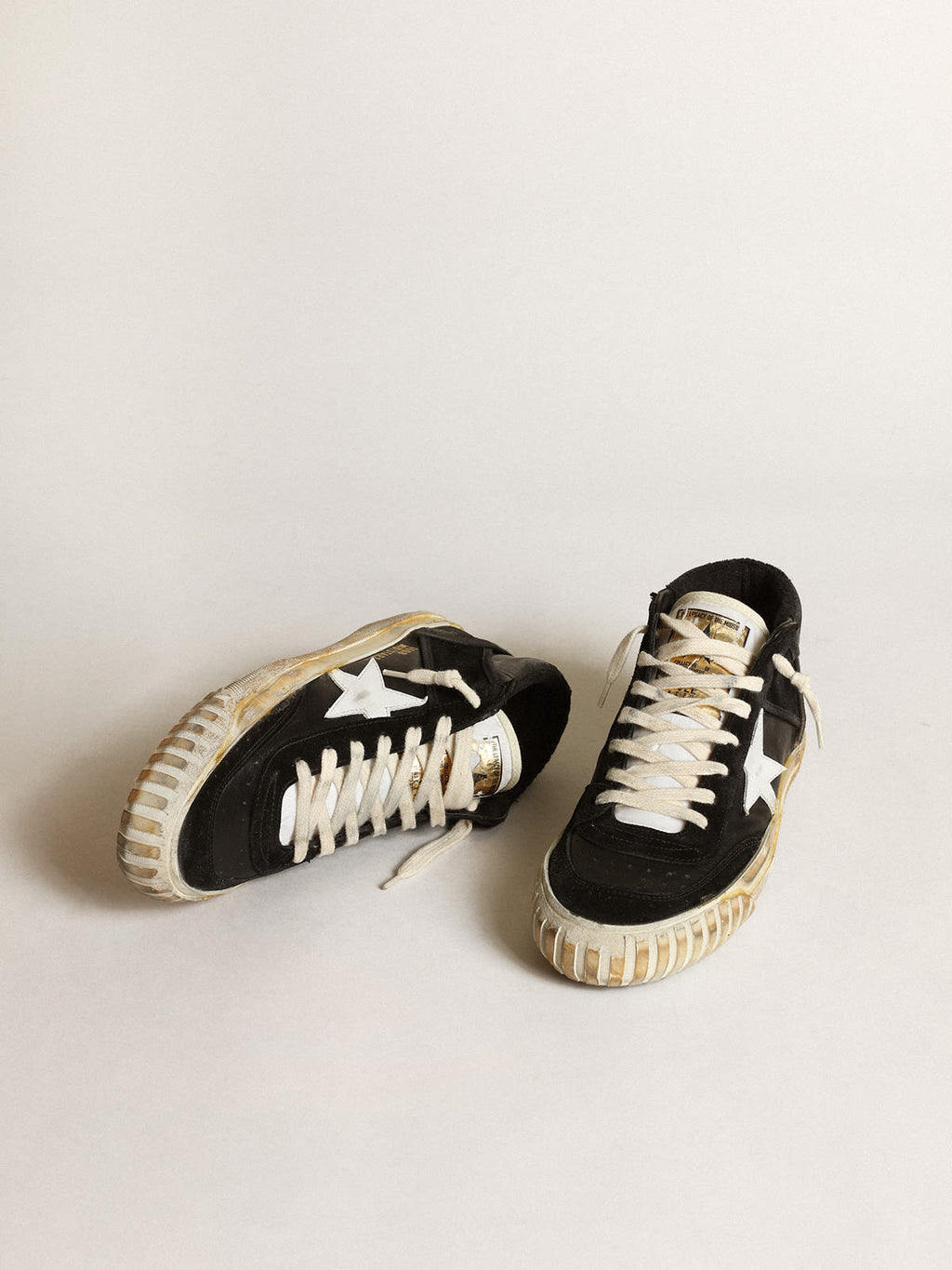 Mid Star Donna in nappa e suede neri con stella in pelle bianca