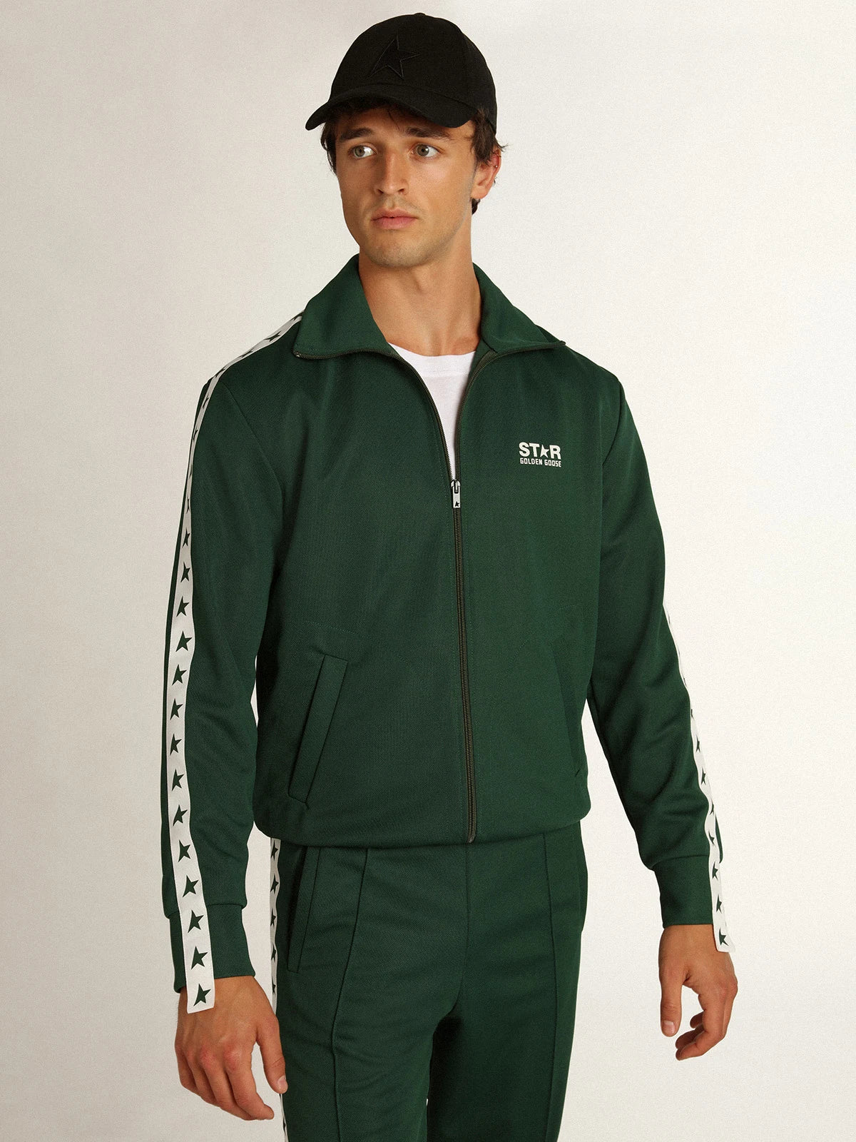 Felpa con zip da uomo di colore verde con nastro bianco e stelle a contrasto