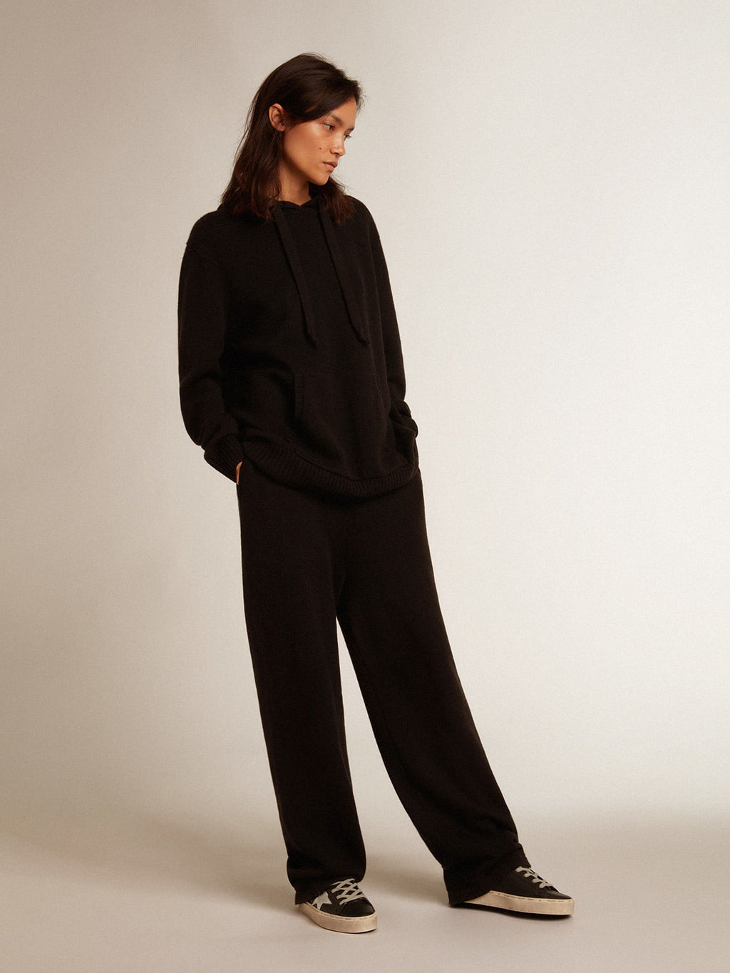 Pantalone jogging donna misto cashmere di colore nero