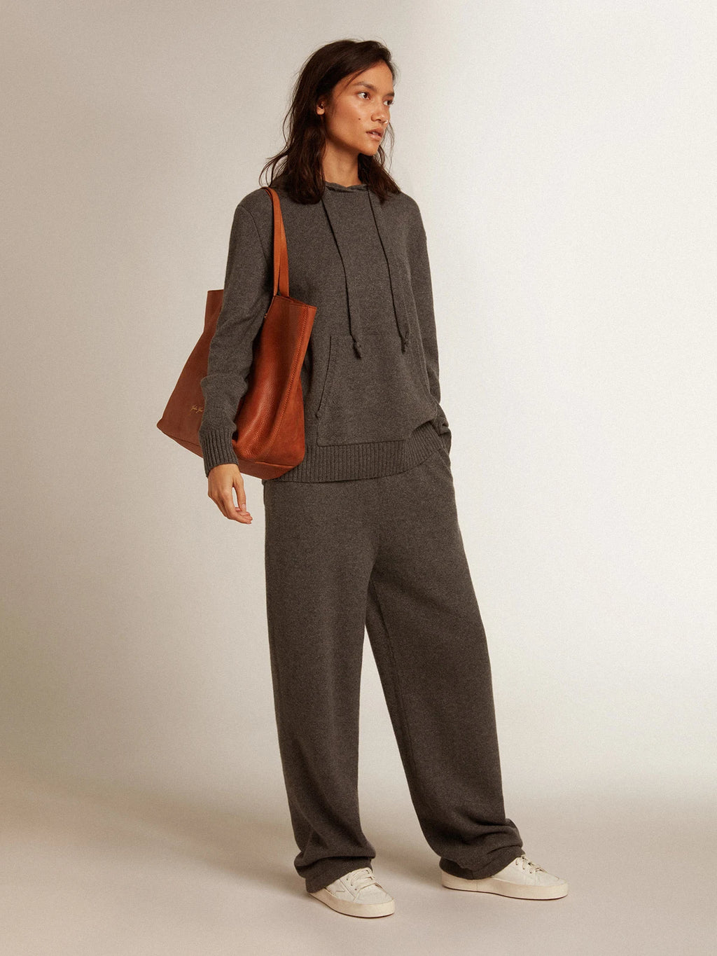 Pantalone jogging donna misto cashmere di colore grigio