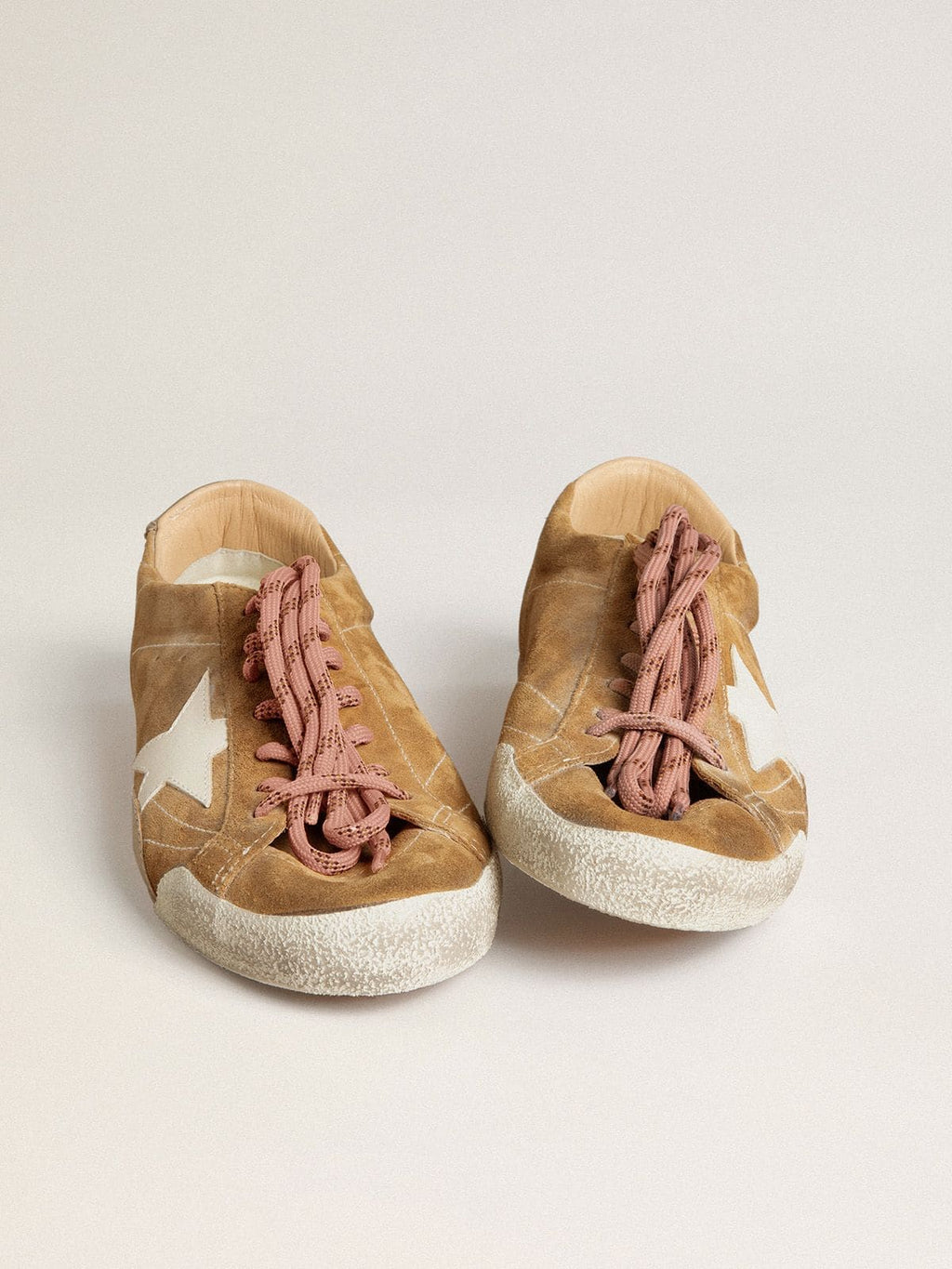 Women's True-Star in tobacco-colored suede with white star and platinum heel tab