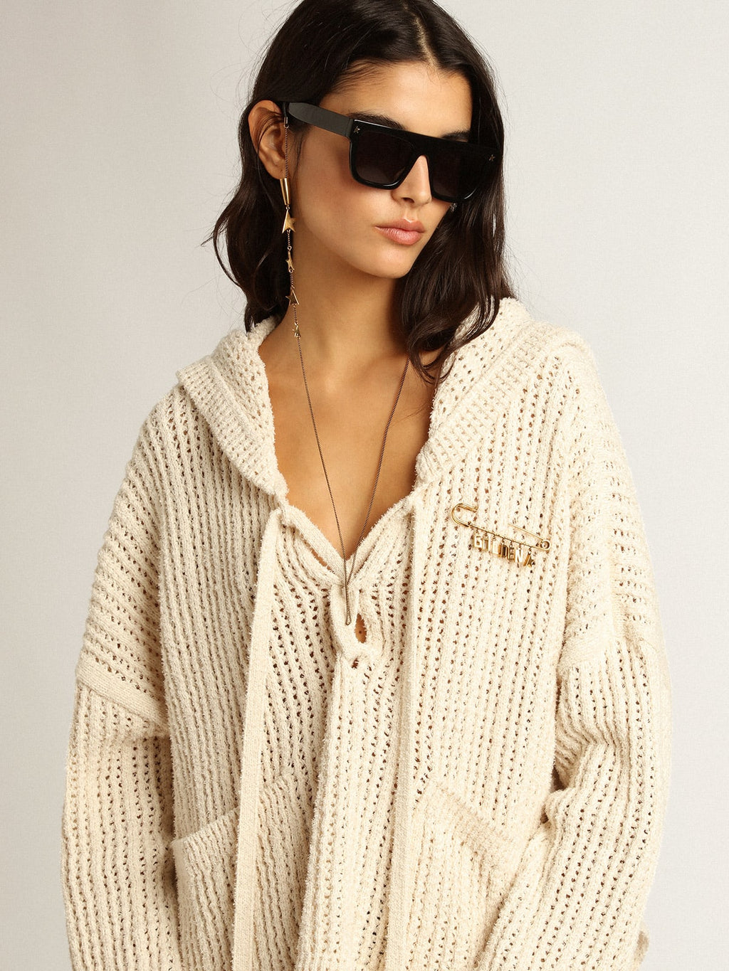 Maglia con cappuccio in cotone di color papiro