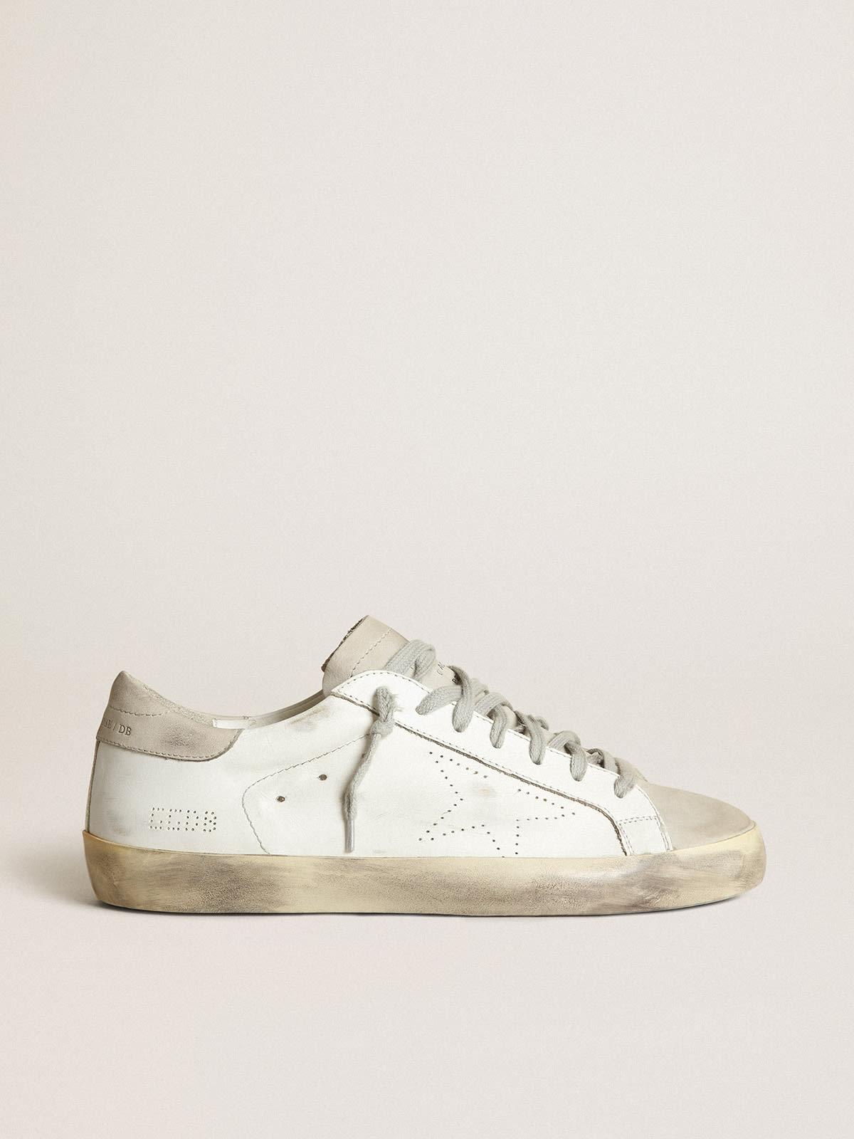 Sneaker Super-Star con stella traforata e talloncino in nabuk grigio ghiaccio